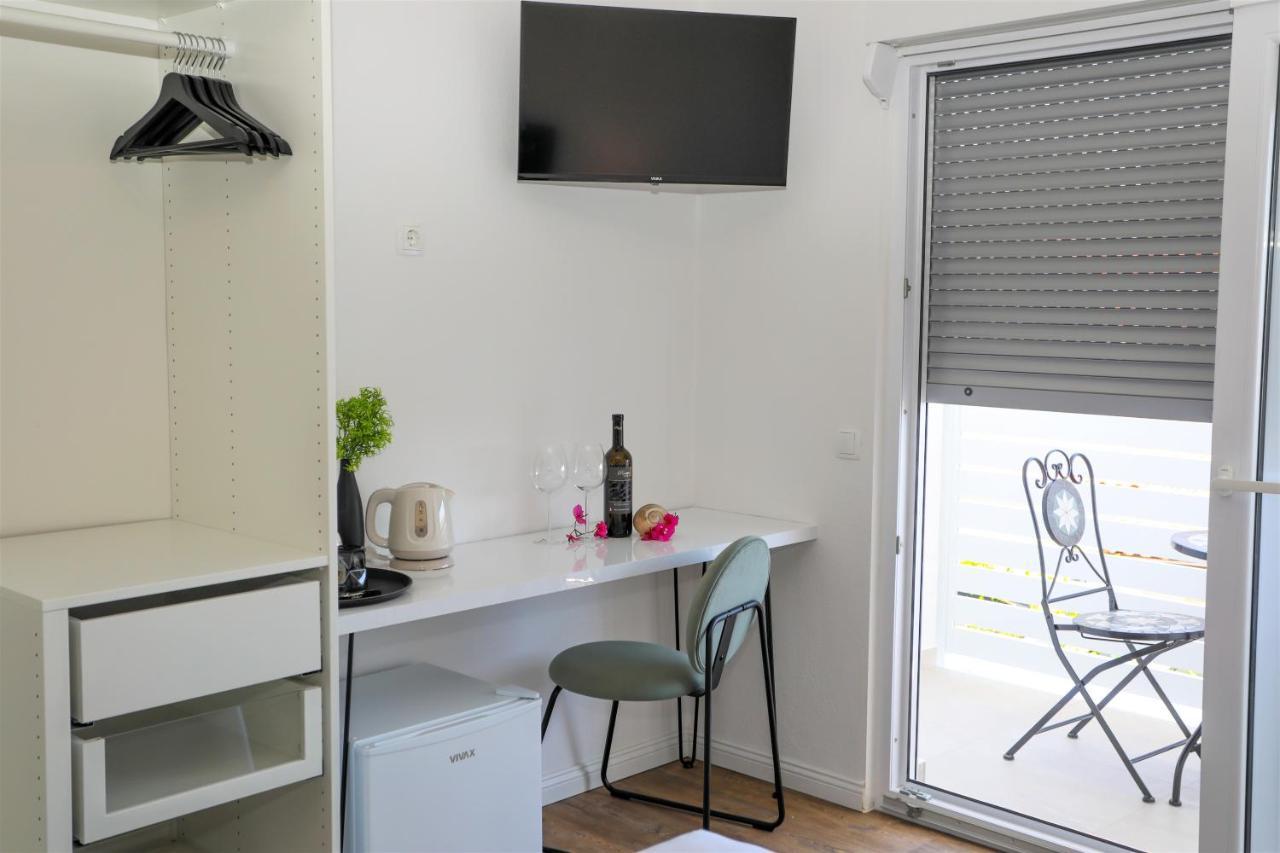 Stella Maris, Hvar - Rooms With A Balcony And A Stunning Sea View Guest house Hvar Town