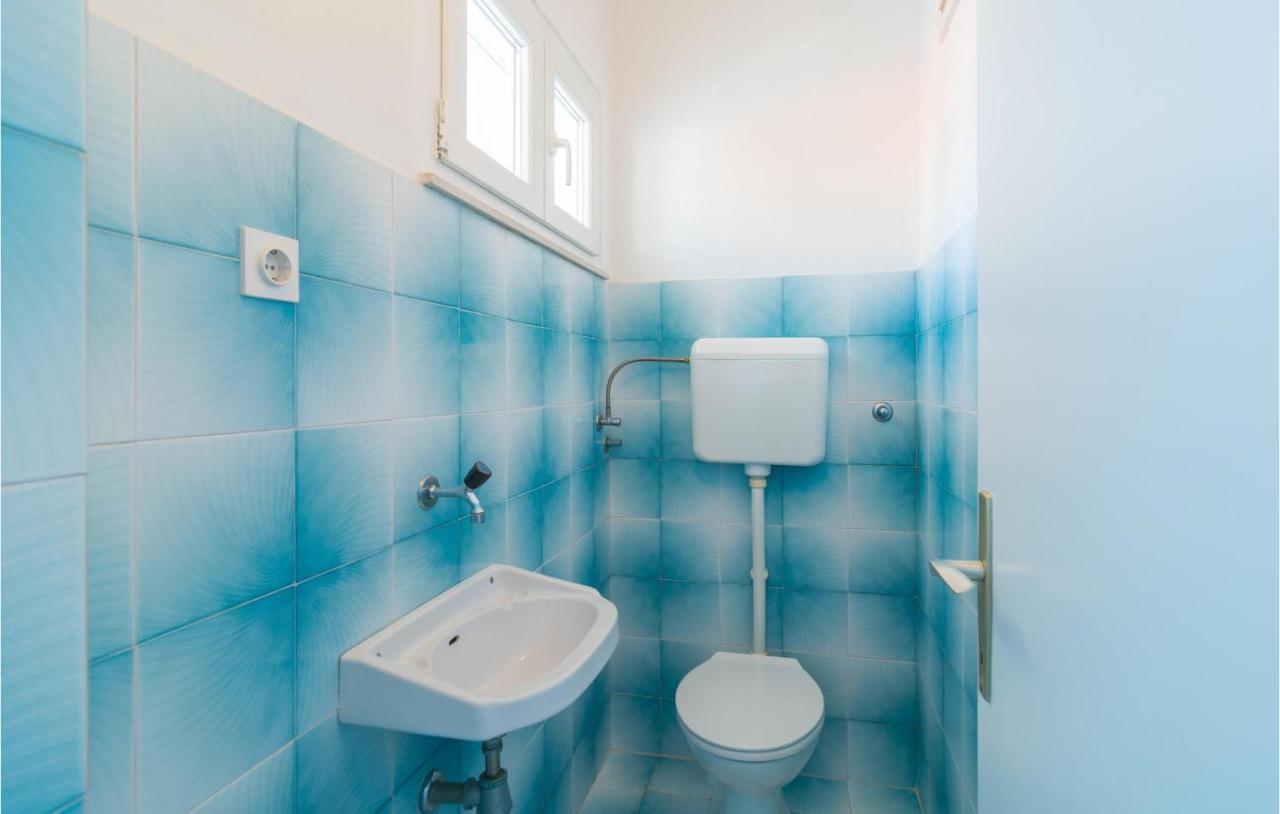 Two-bedroom With Sea View 03 *