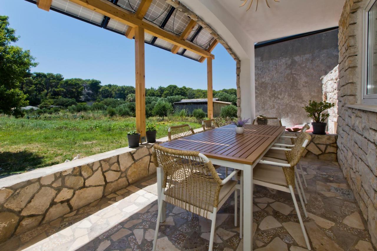 Robinson House T'n't Hvar Town
