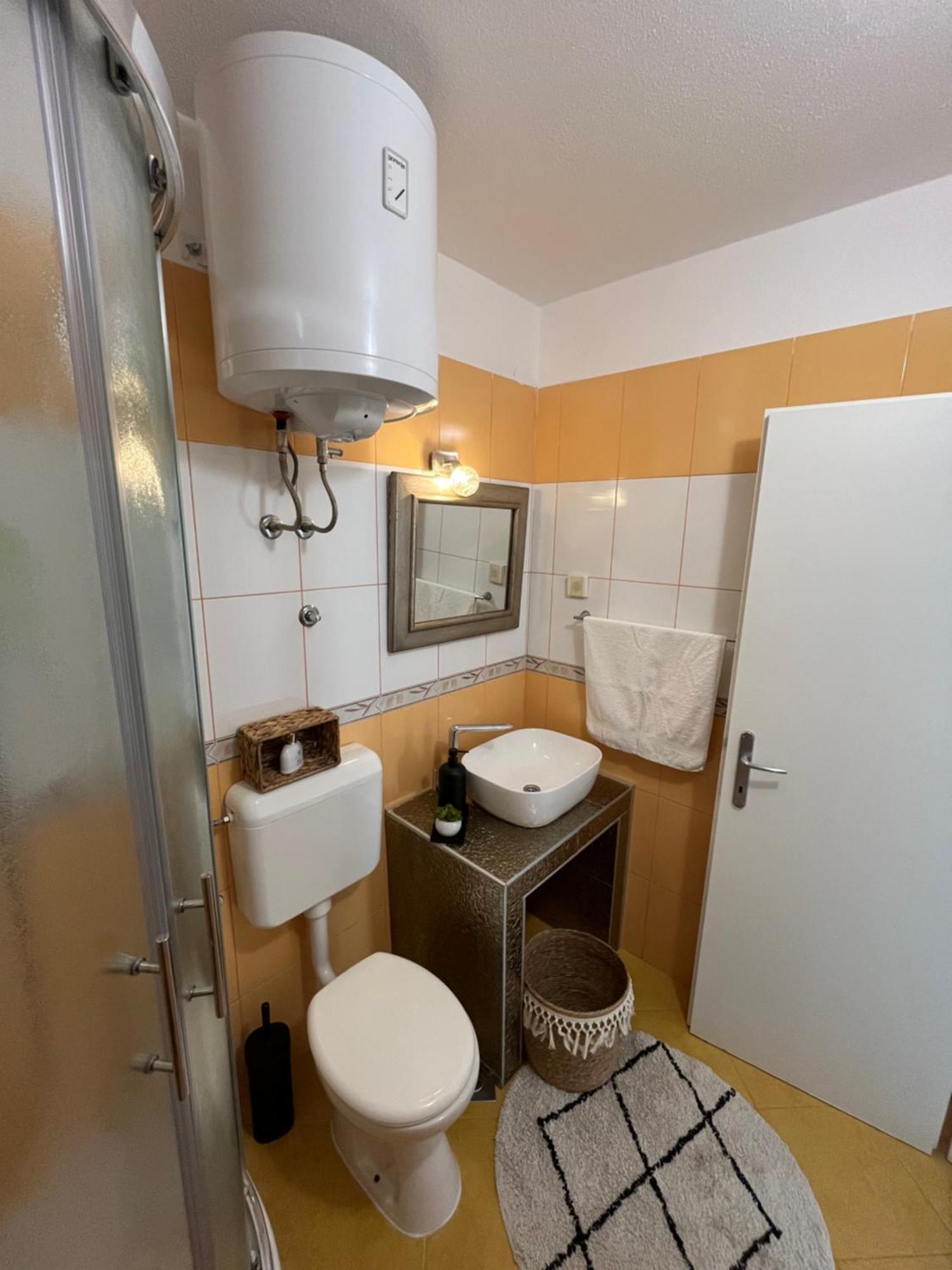 Appartement Tino *