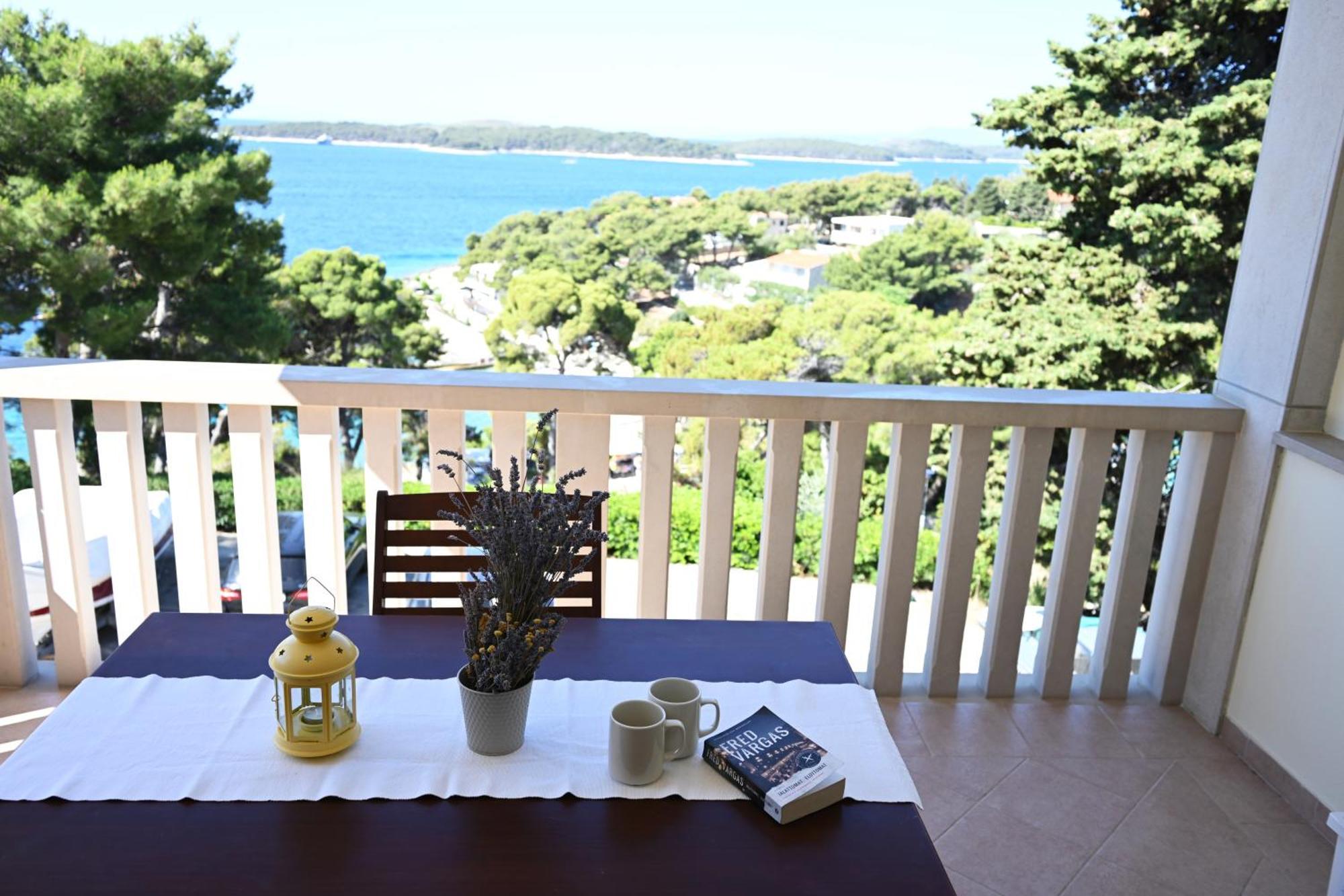 Apartment Hvar Malisko