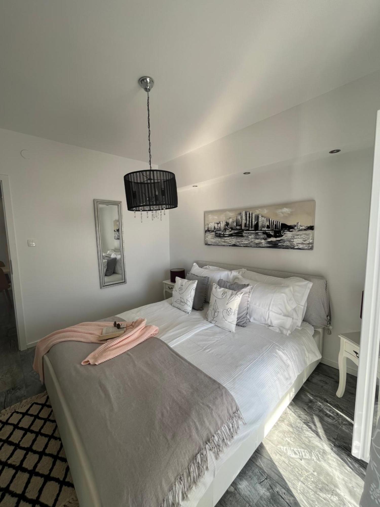 Divine Luxury Apartment