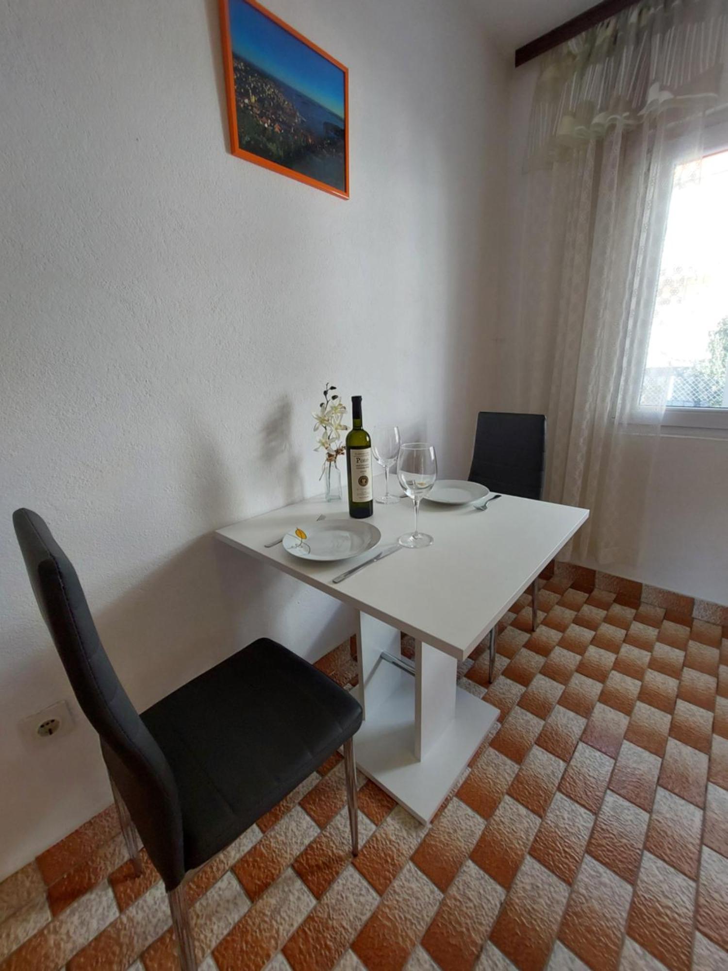 Dora Apartment Hvar Town