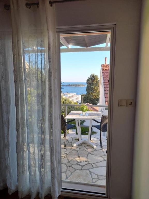 Apartamento Mare 2 *