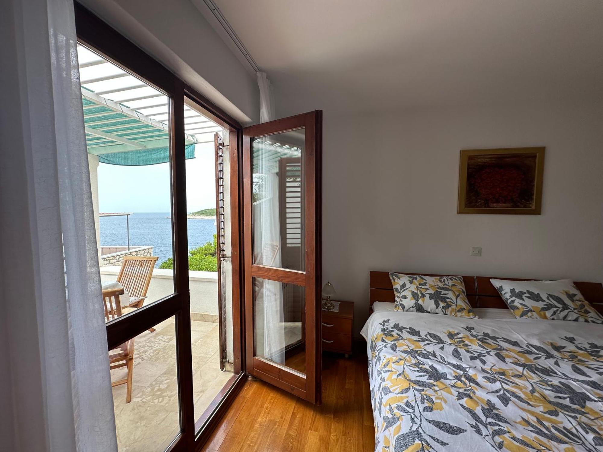 Porthos Apartment Hvar Town