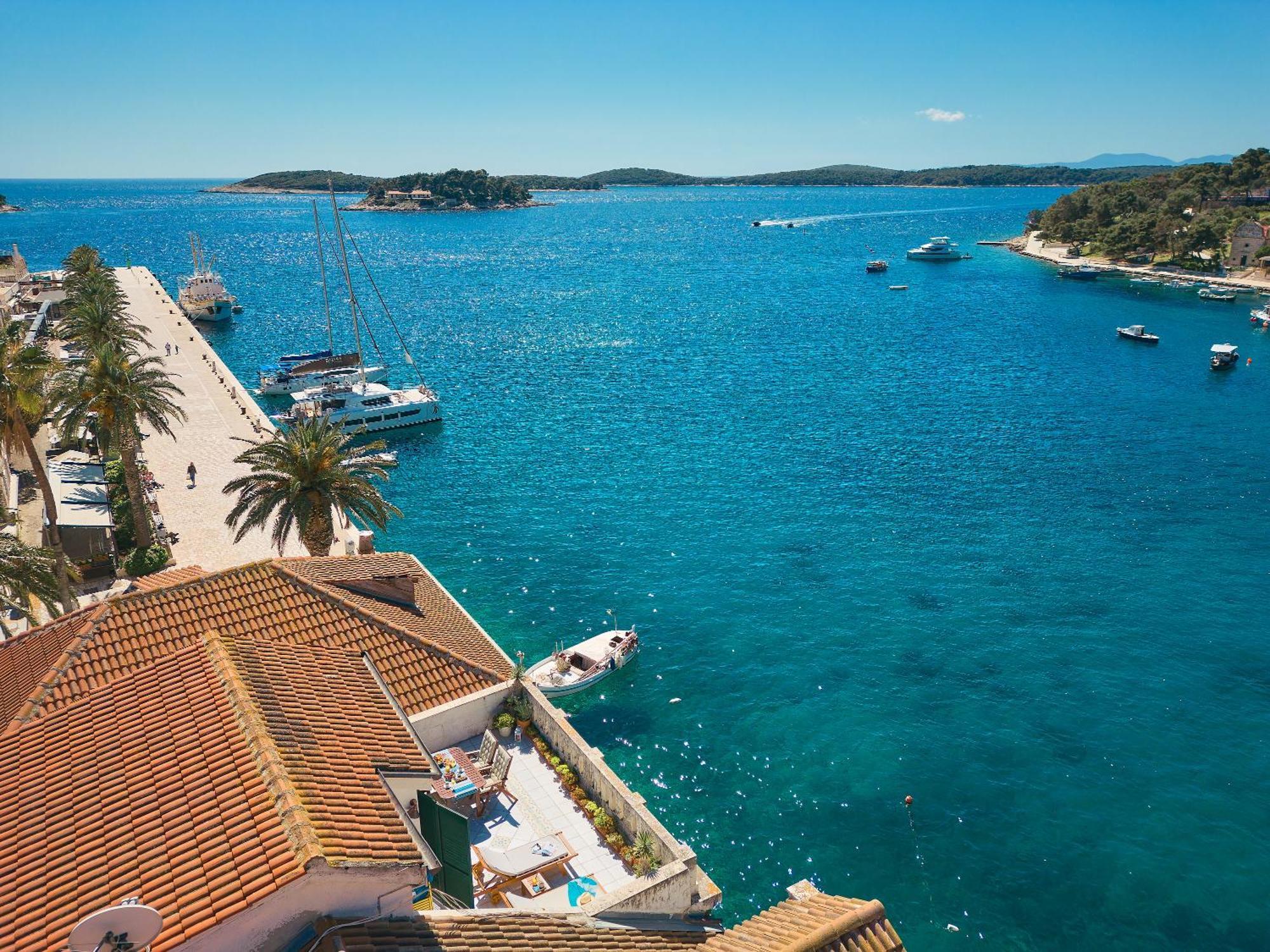 Sun Spalato Fara * Hvar Town
