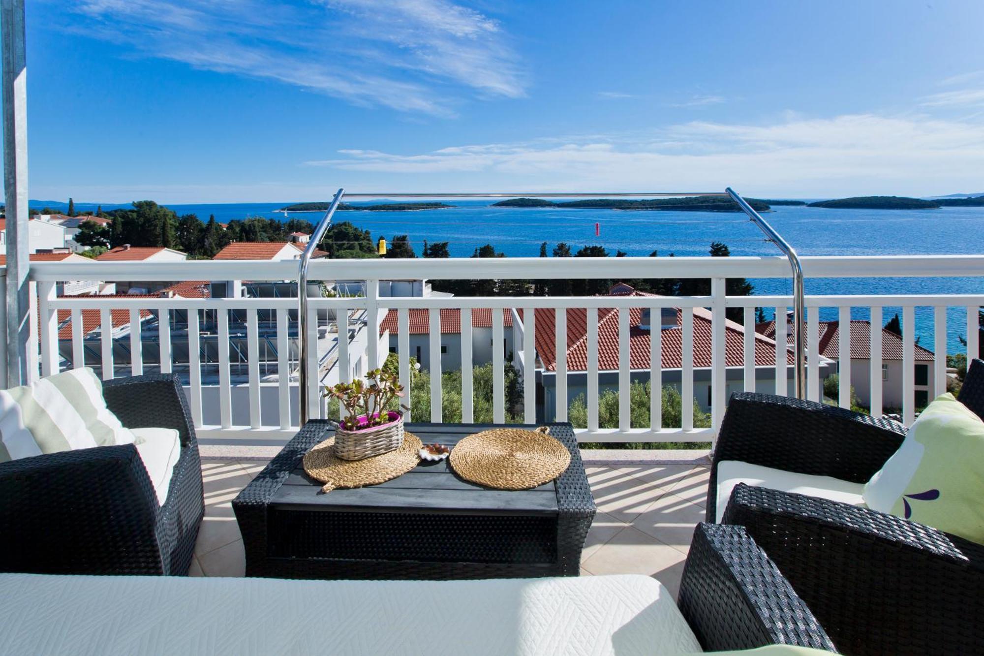 Zora Apartment Hvar Town