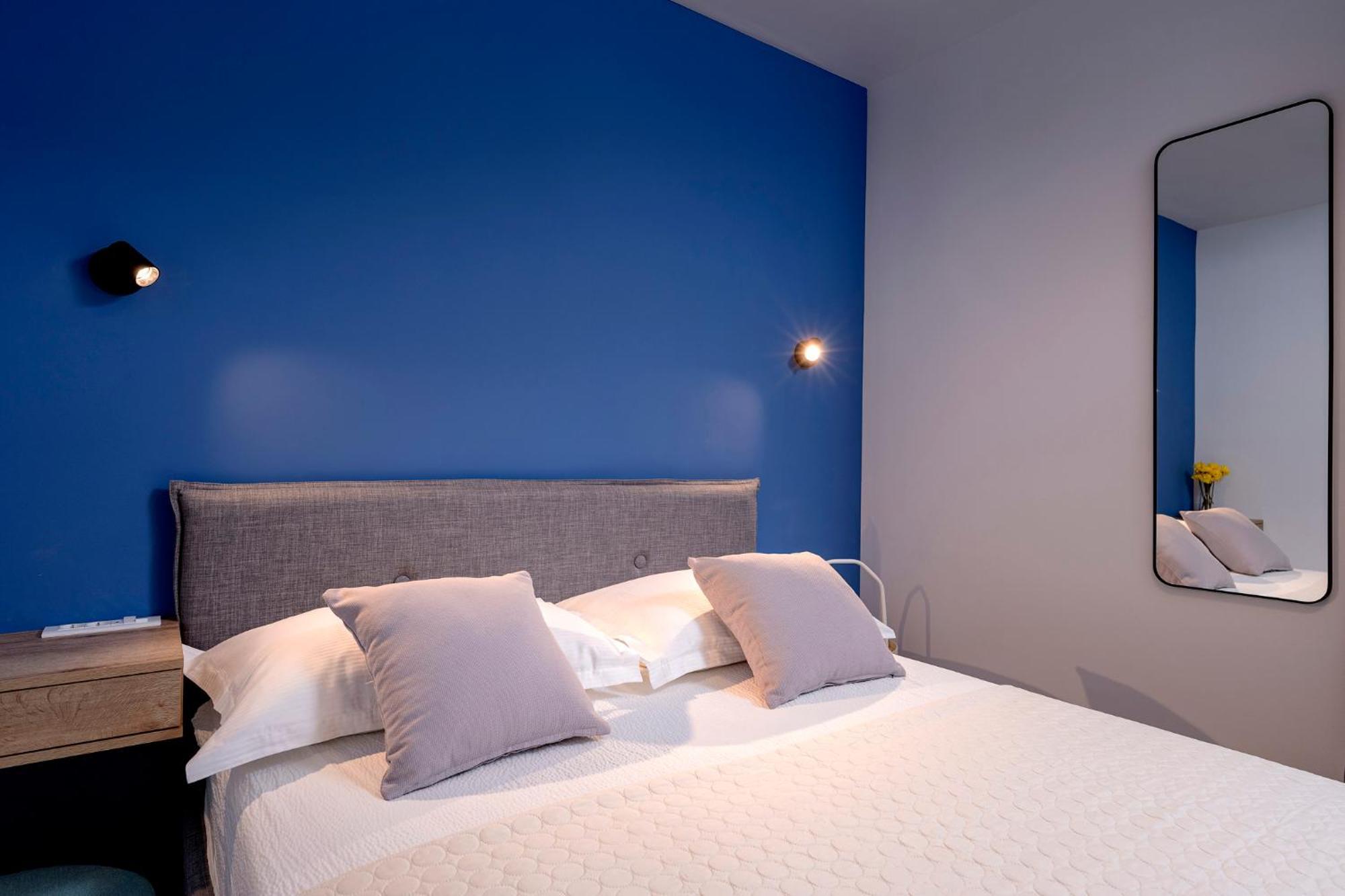 Modern, 2 Bedroom Apartment Hvar Town