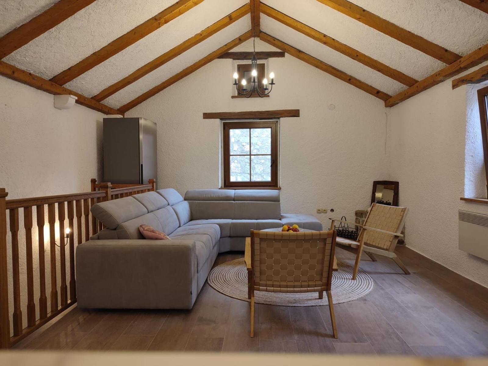 Villa Marea - Old Town Retreat *