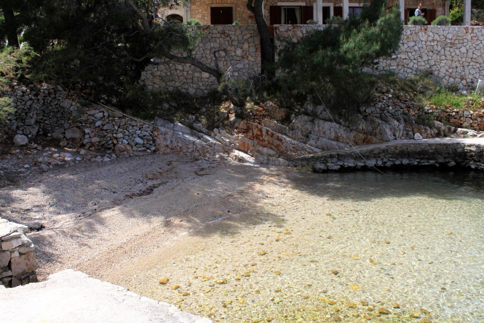 Zastupac 8761a * Hvar Town