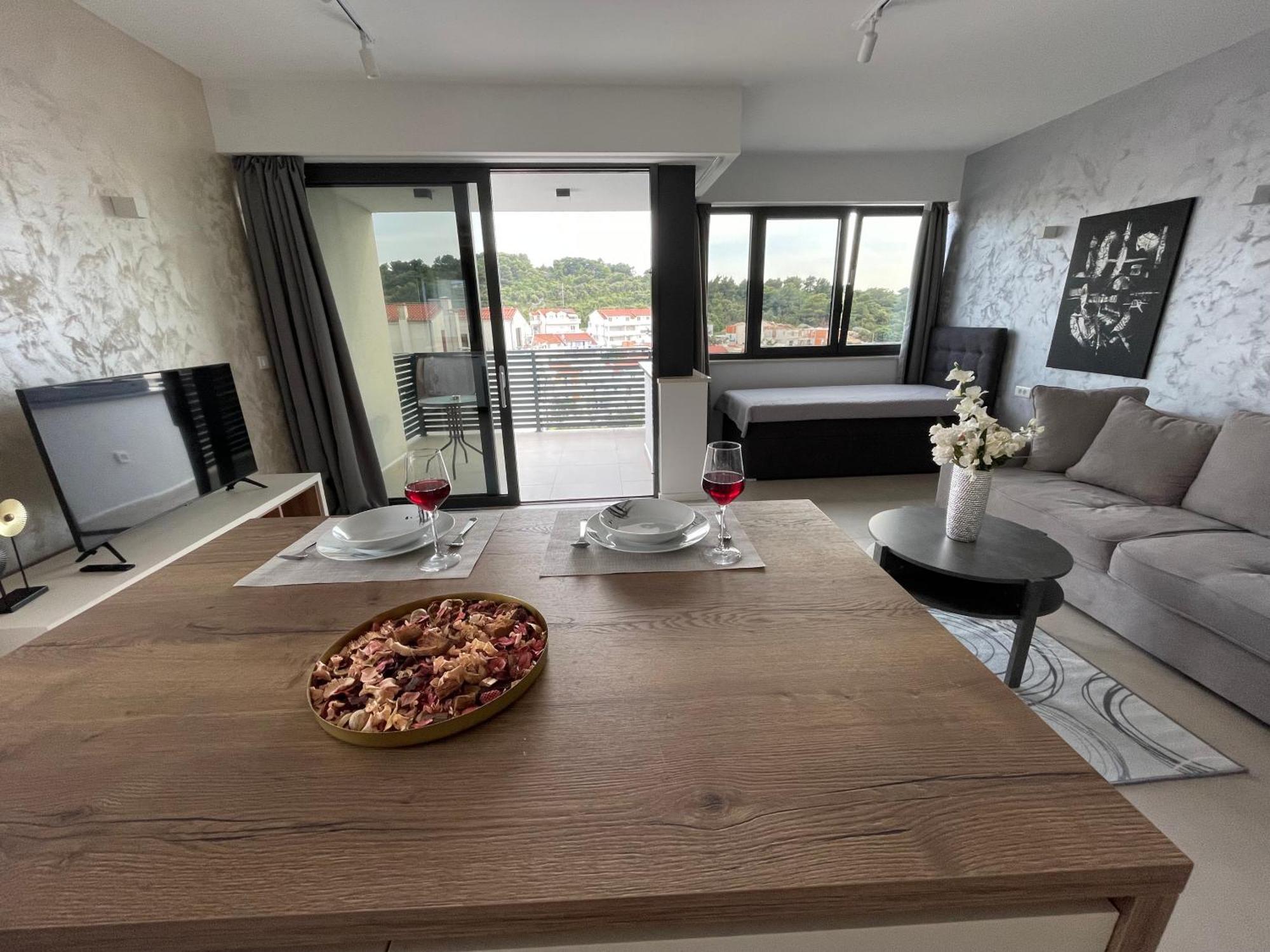 Sandi Hvar Apartman *
