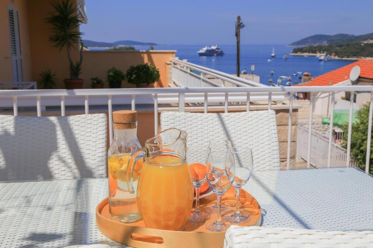 Apartment Sunny Elza 2 Hvar Town