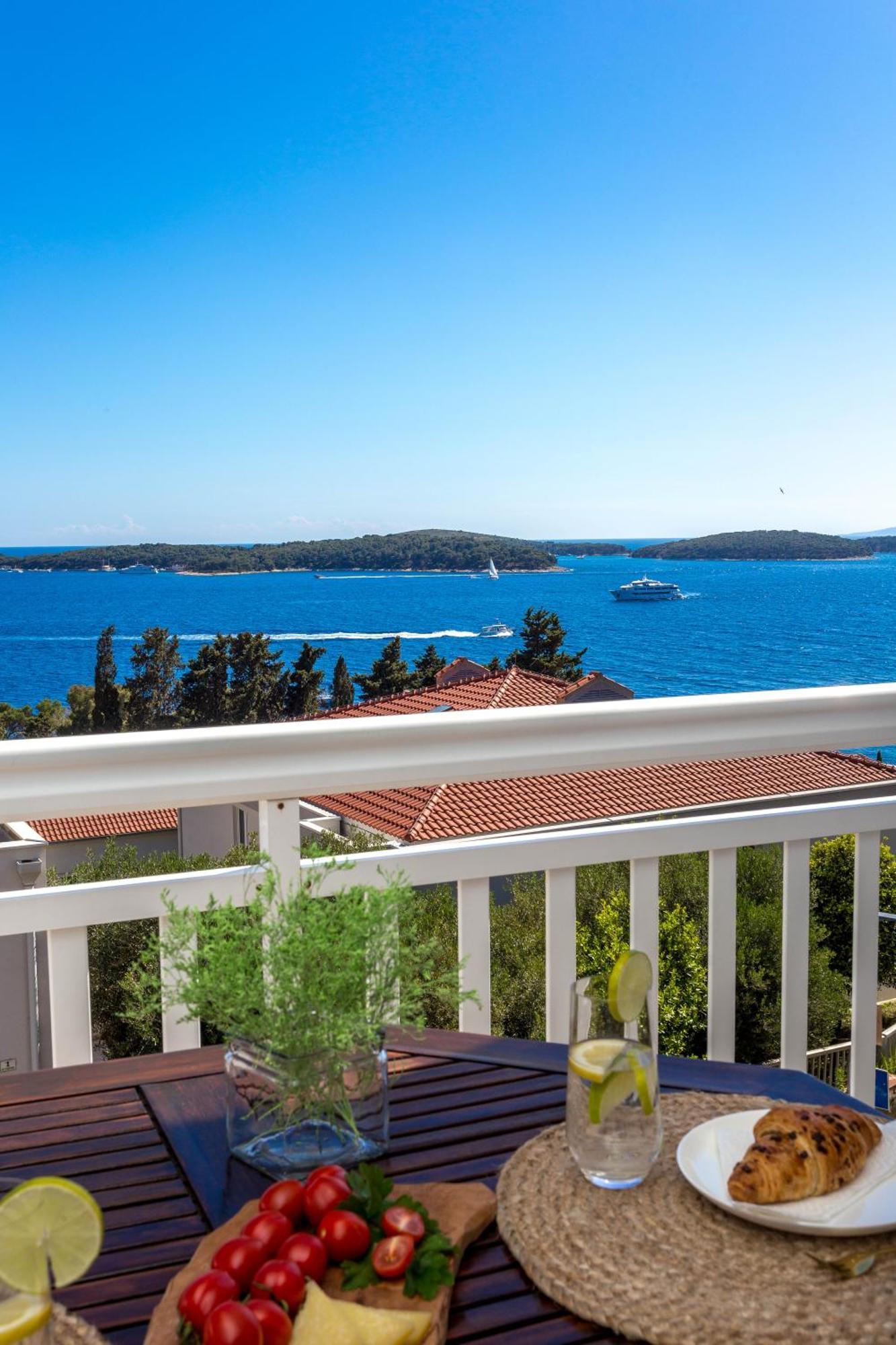 Apartment Tia Hvar View Hvar Town
