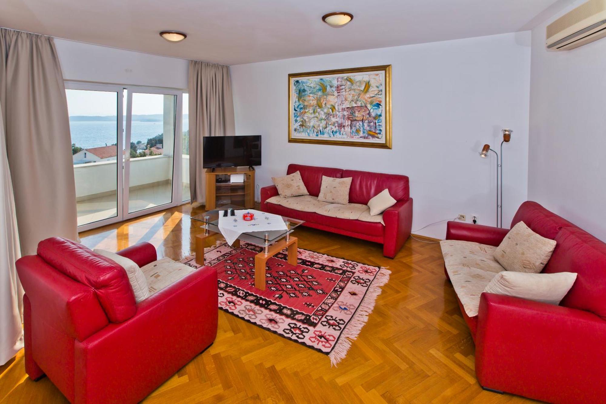 Lucija Apartment *