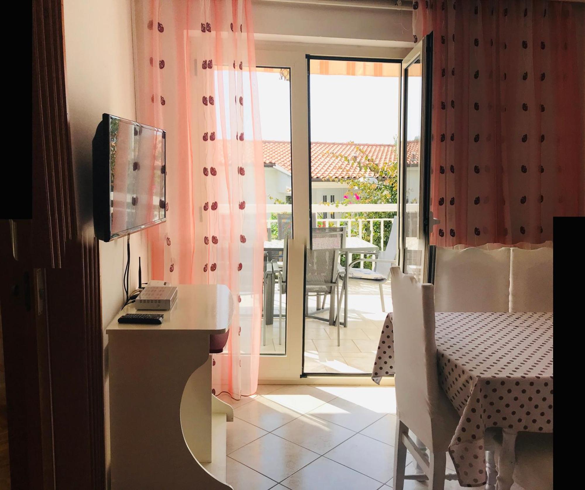 Ana Hvar Apartment