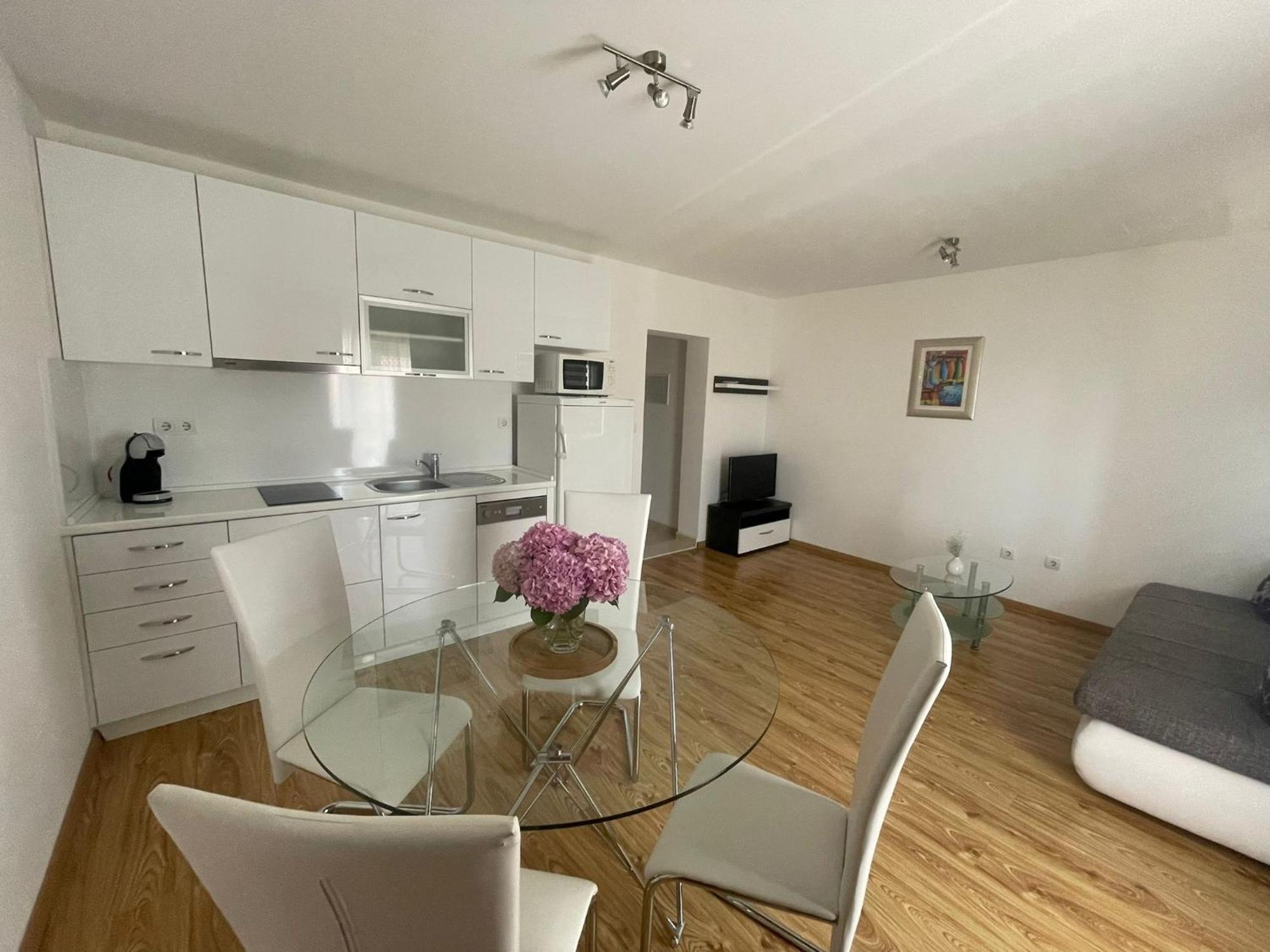 Kristina Apartment