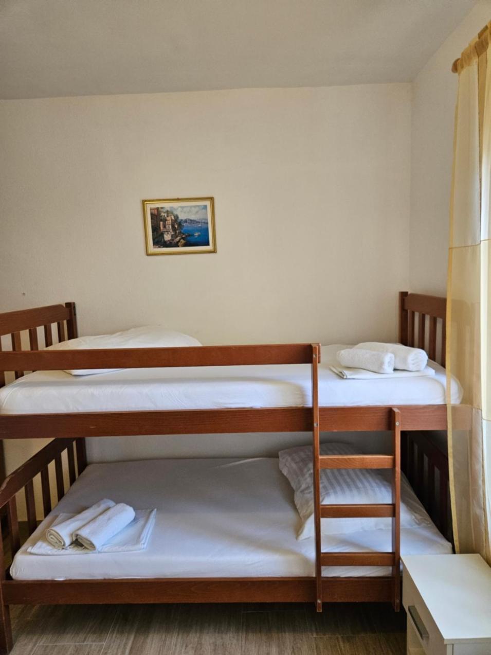 Hostel Luka's & Hvar Town