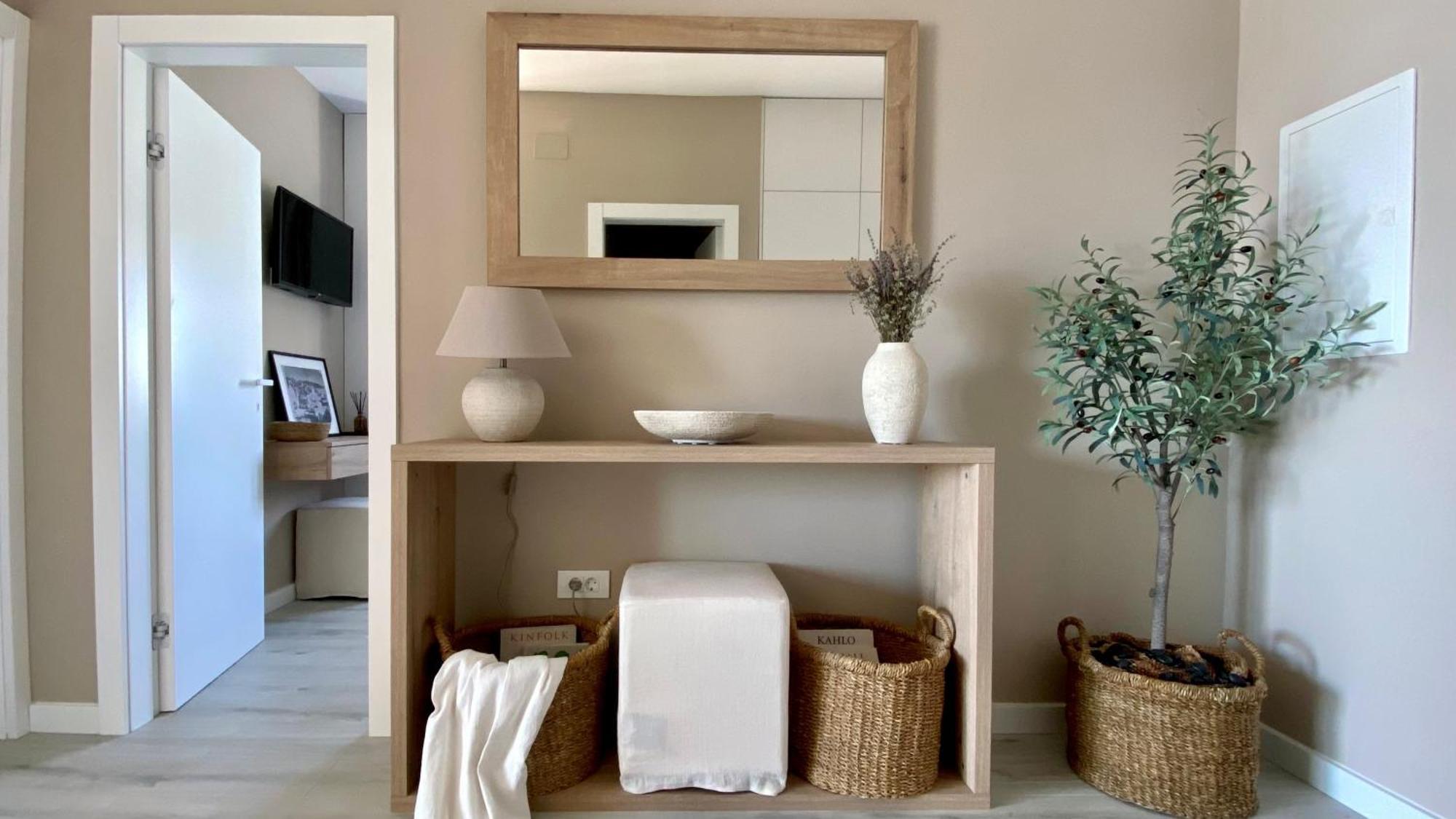 Apartment Up&above ,new Luxury Apt, Steps From And Old Town Hvar Town