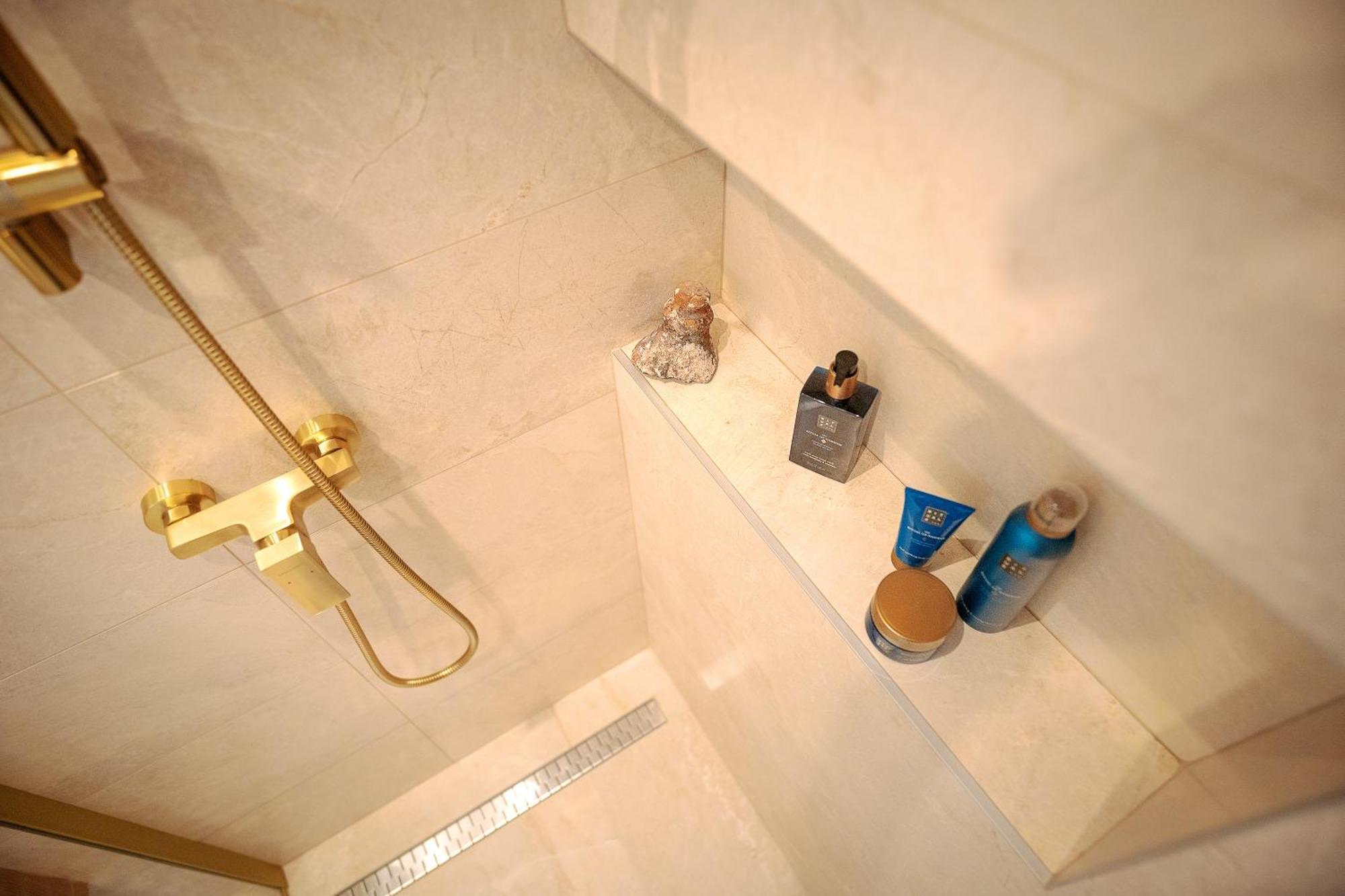 Zbondini Oasis - Hvar Apartamento