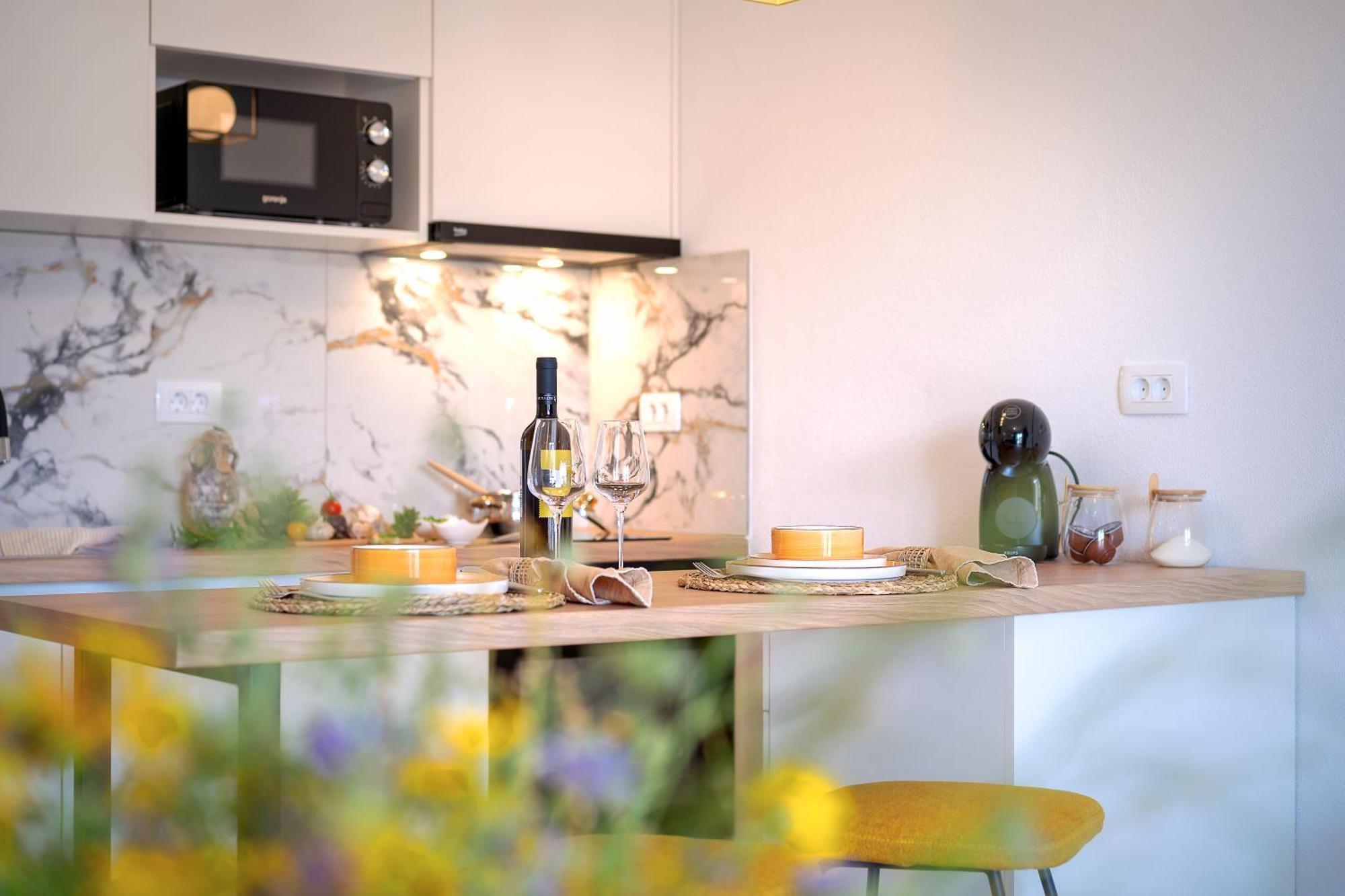 Zbondini Oasis - Hvar Apartamento