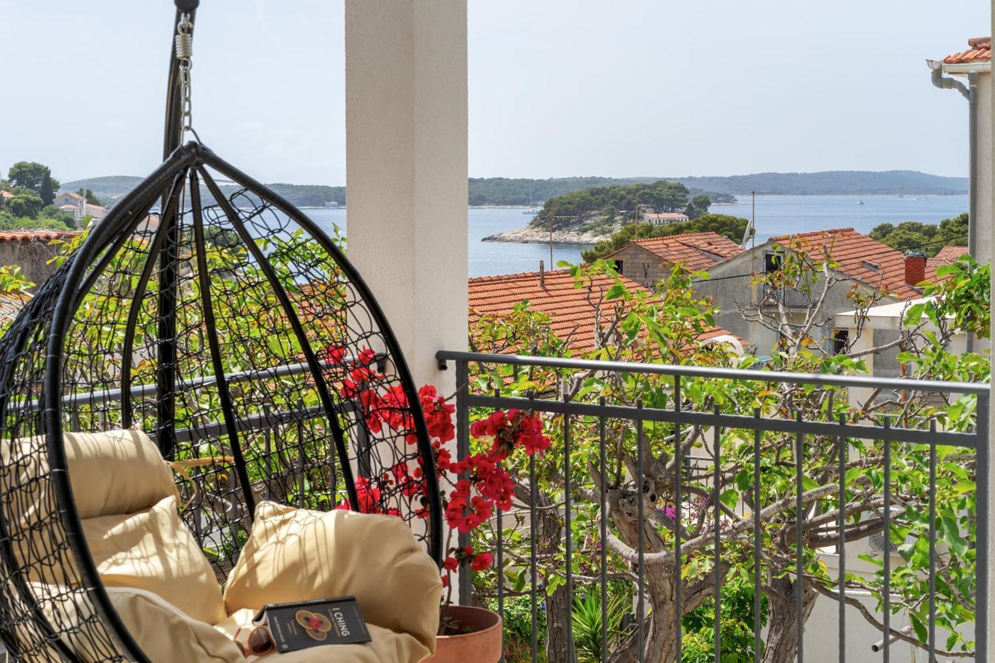 Zbondini Oasis - Hvar
