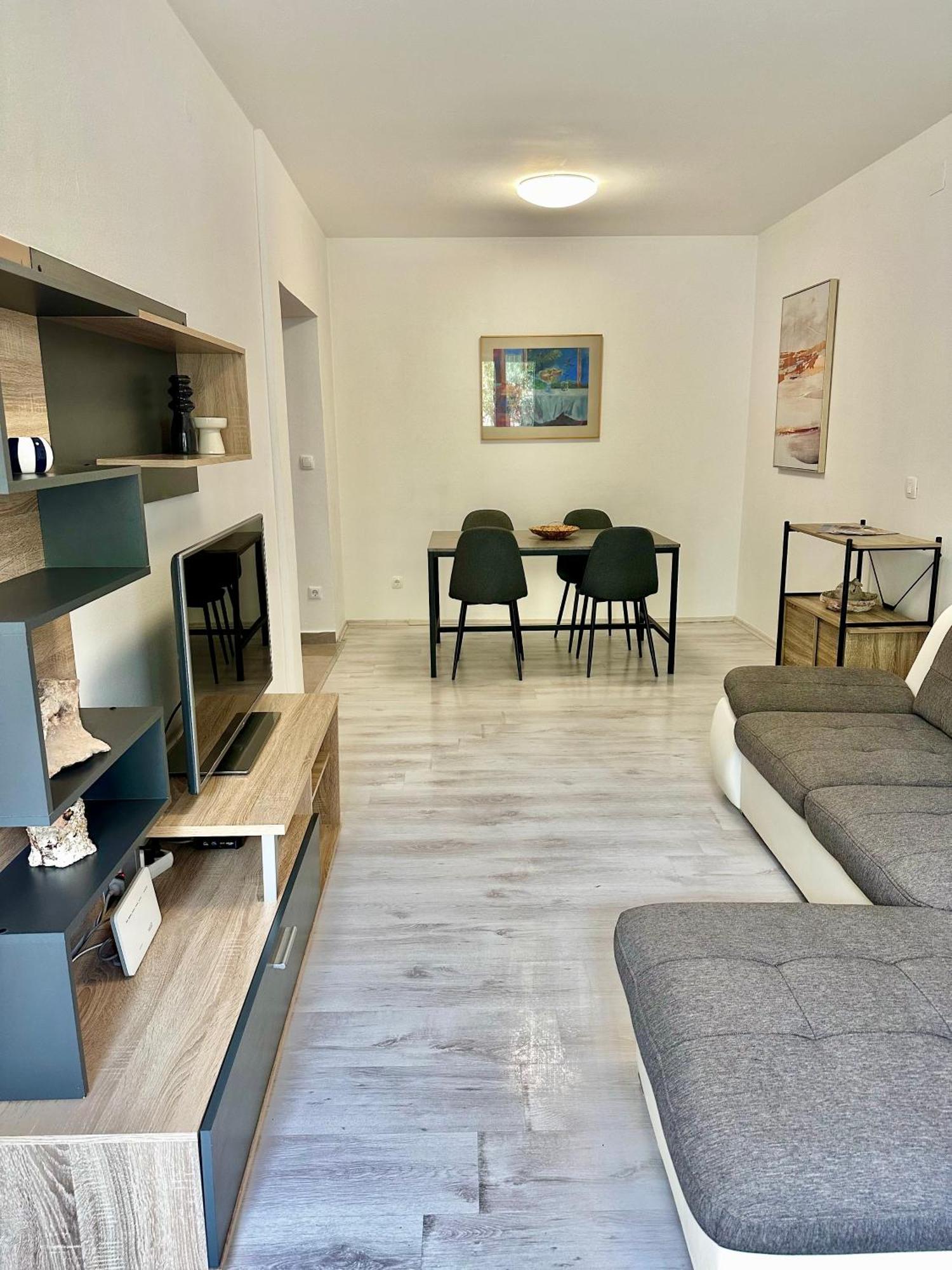 Apartment Cozy Modern Amphora-beach Near