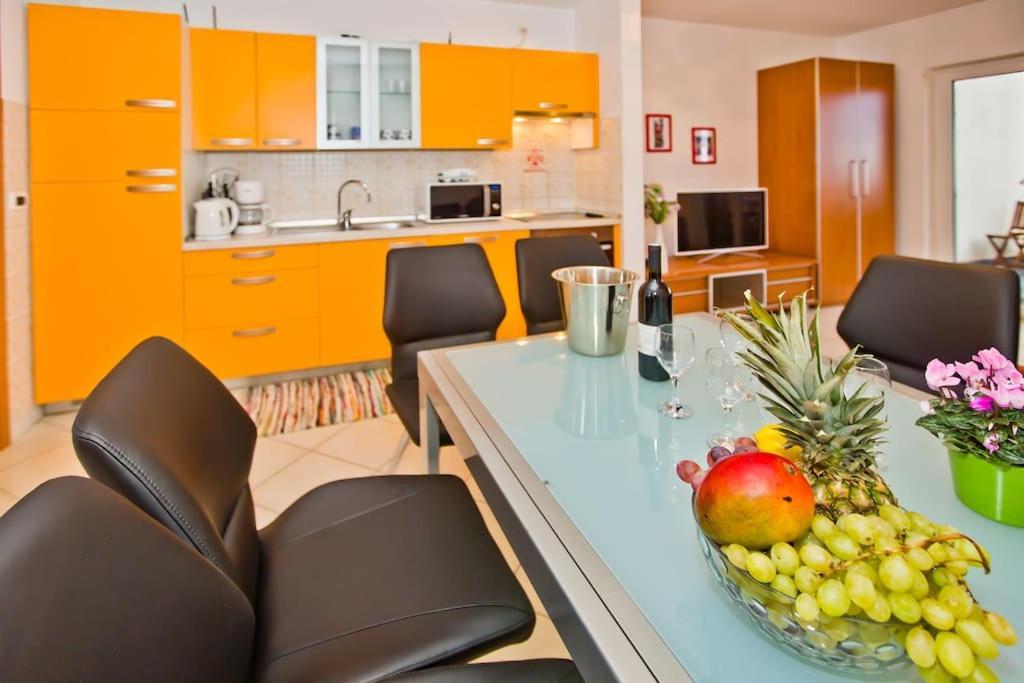 Amazing Sea View 6 P Apartment *