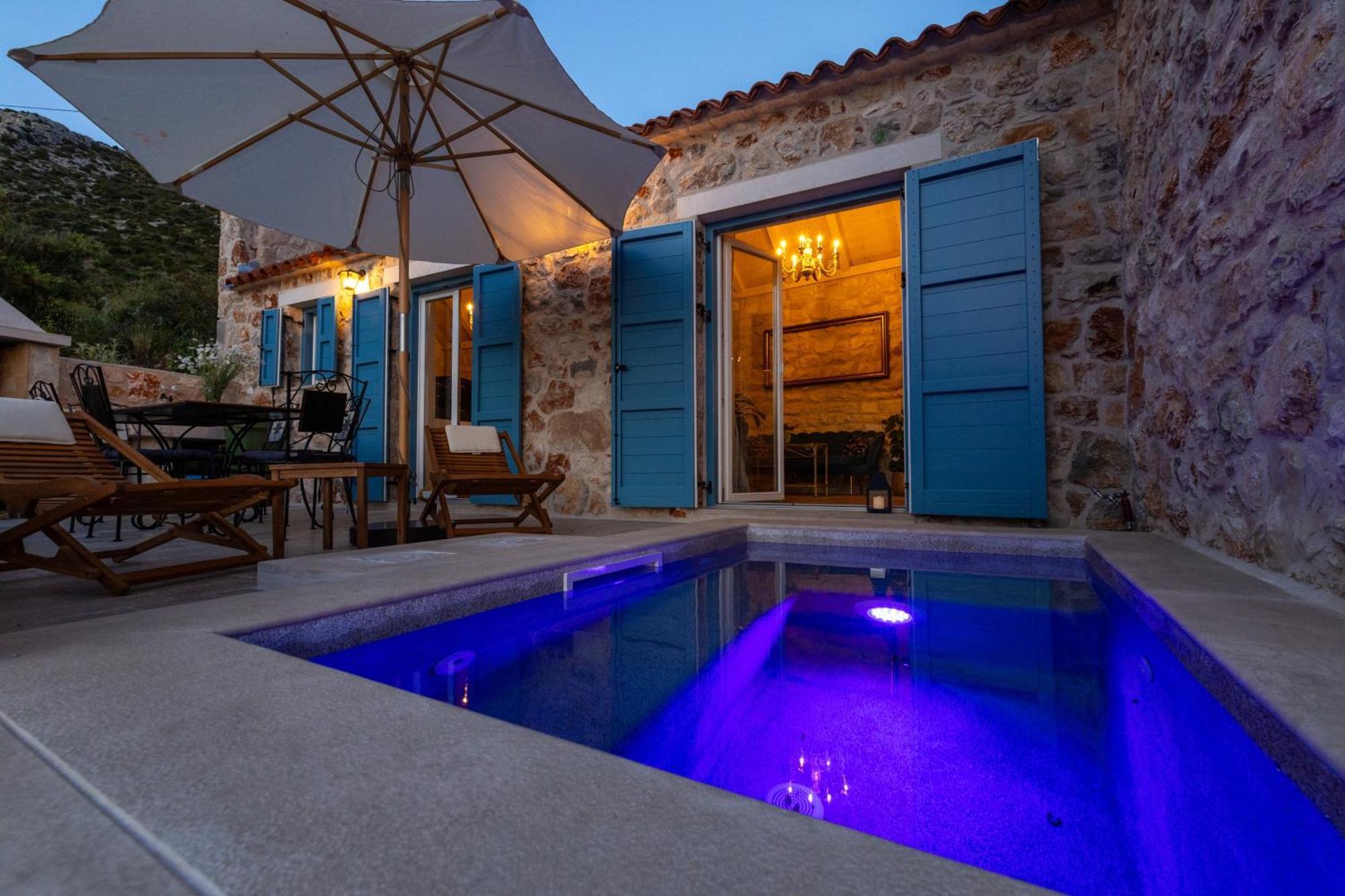 Family Friendly House With A Swimming Pool Cove Zarace - Dubovica, Hvar - 23502 Holiday home Hvar Town
