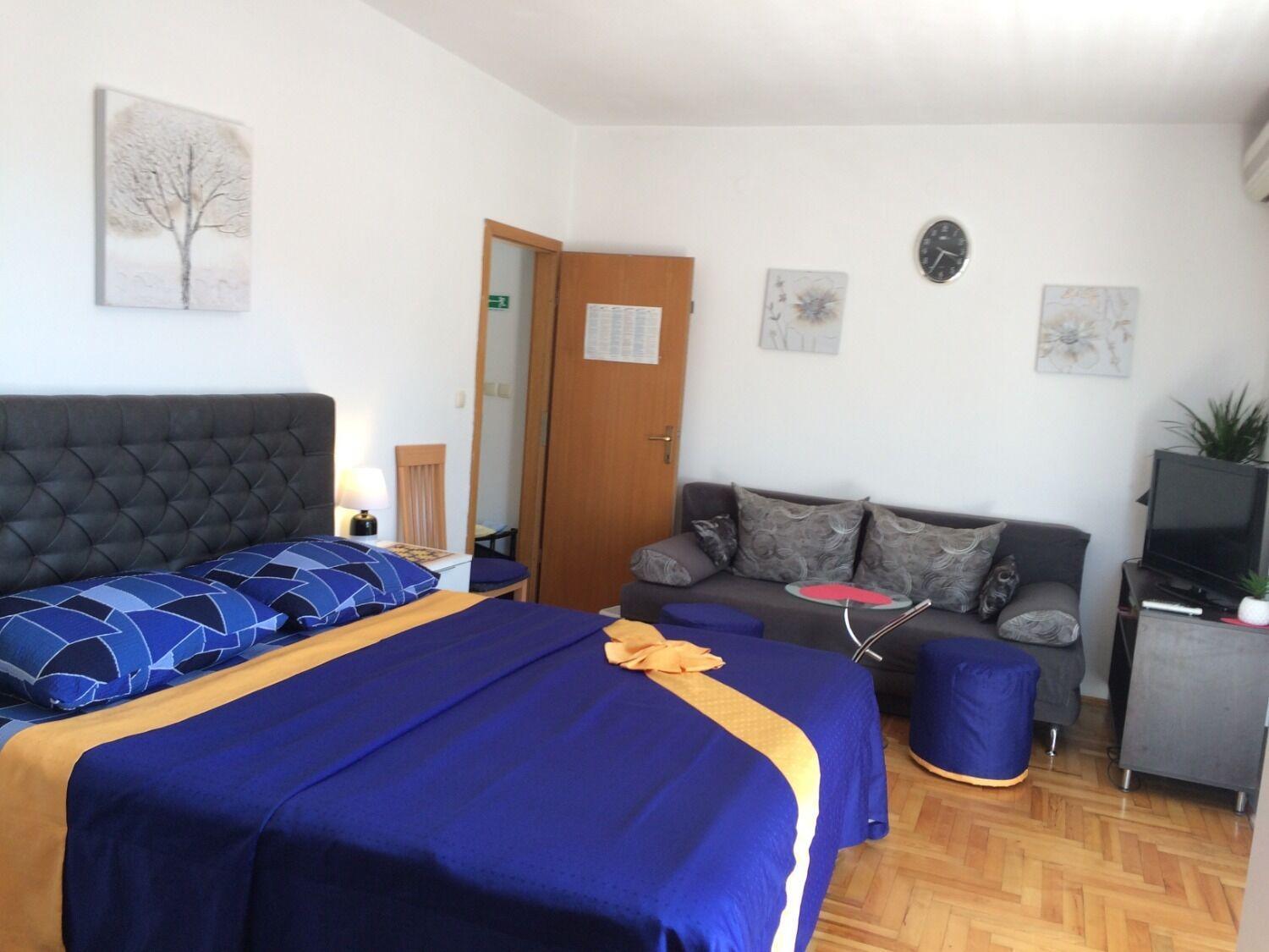 Apartment Tomi