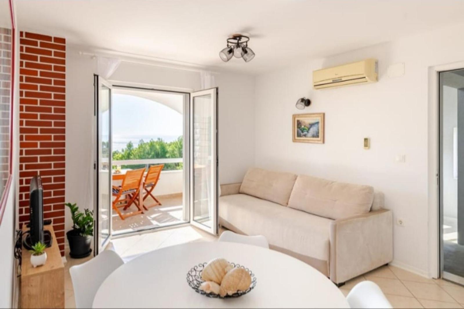 Apartment Luma Hvar Town