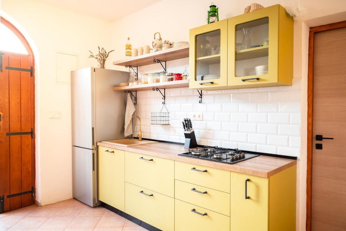 Olive House Rezo Holiday home