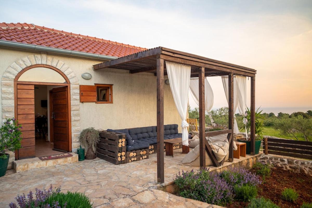 Olive House Rezo * Hvar Town