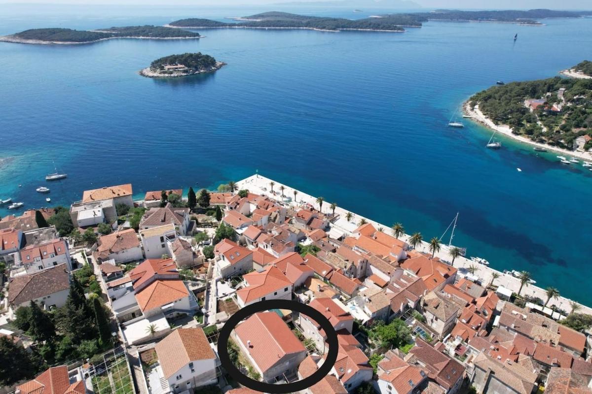 Apartment Ana Hvar Town