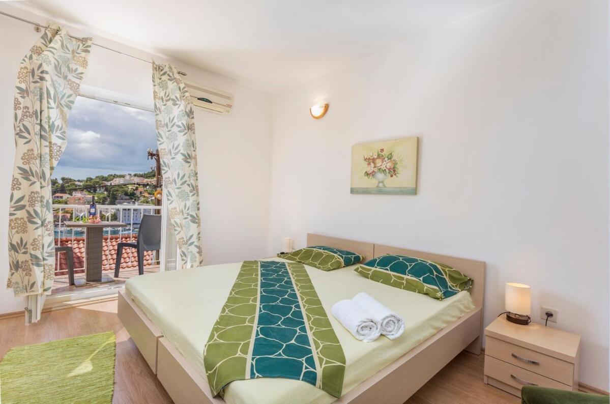 Ana Apartment Hvar Town