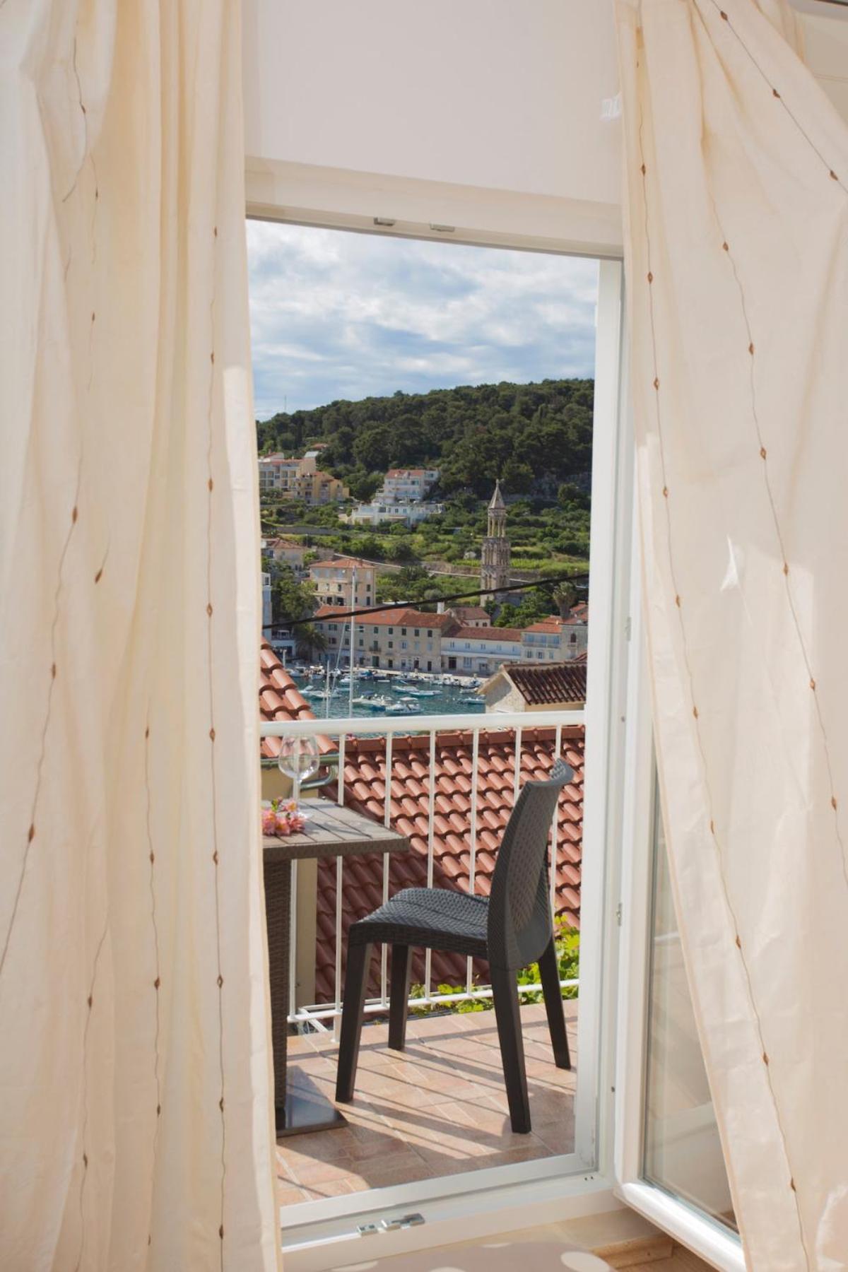 Ana Appartement *