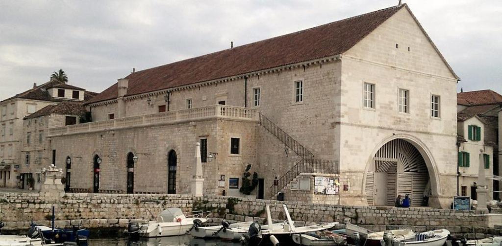 - Teranea Hvar Hotel