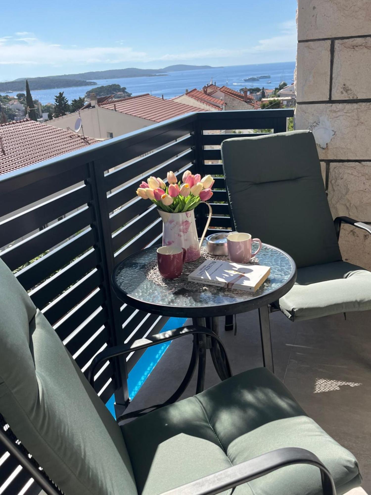 Bozo Apartment Hvar Town