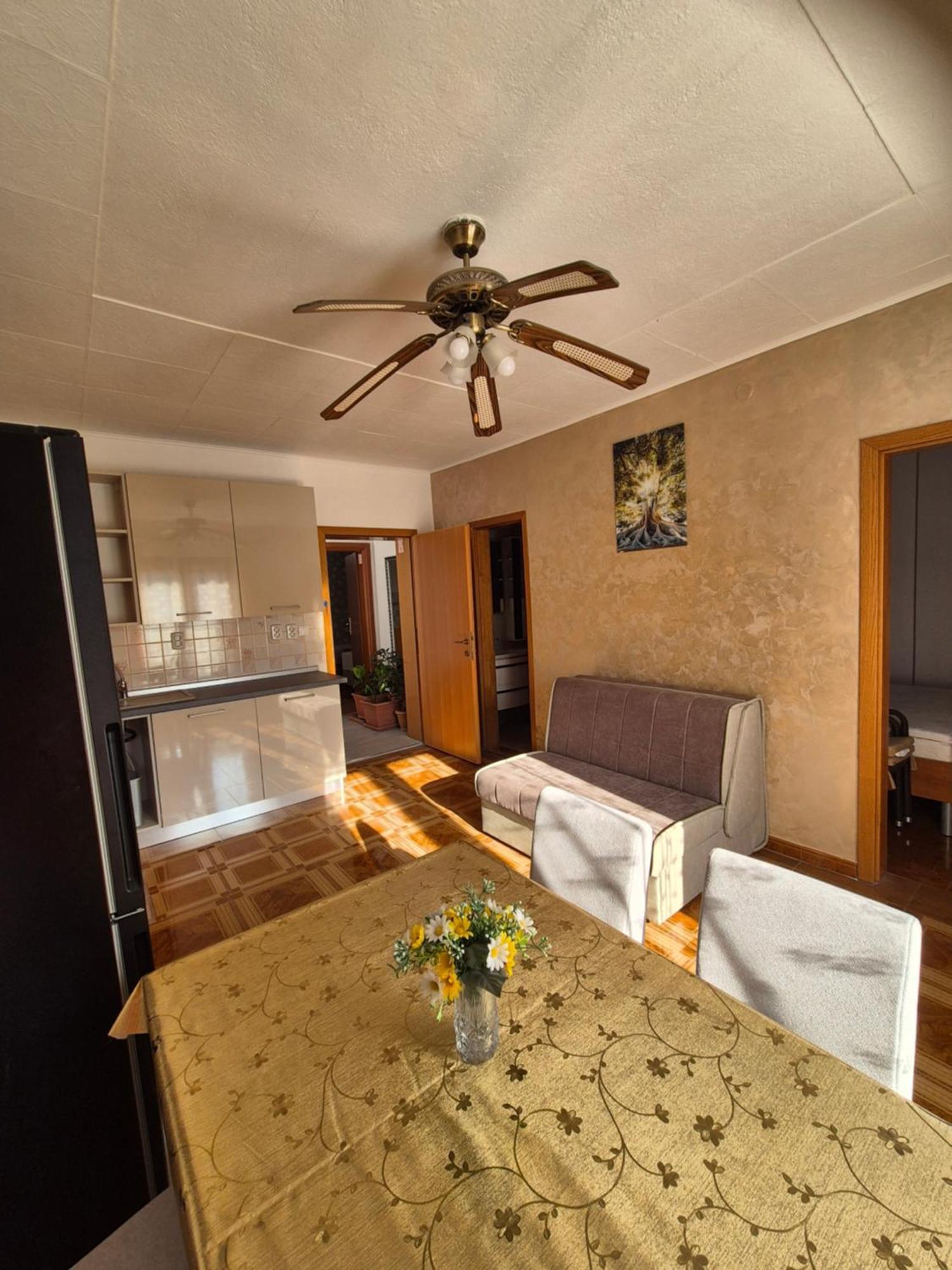 Apartmens Spiko 2 Casa de hóspedes 3*