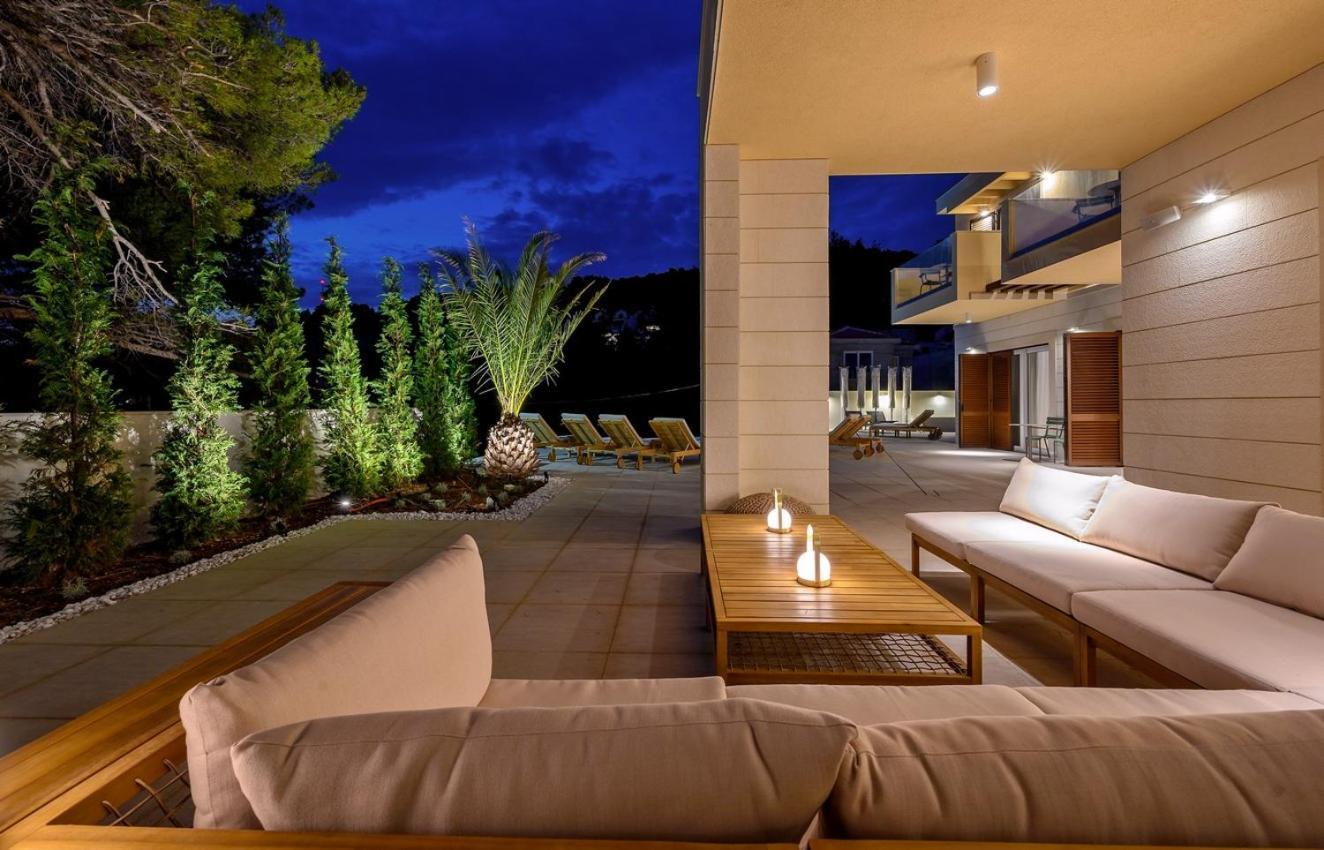 Crystalsea 1 & 2 Infinity Heatedpool Seaview * Hvar Town