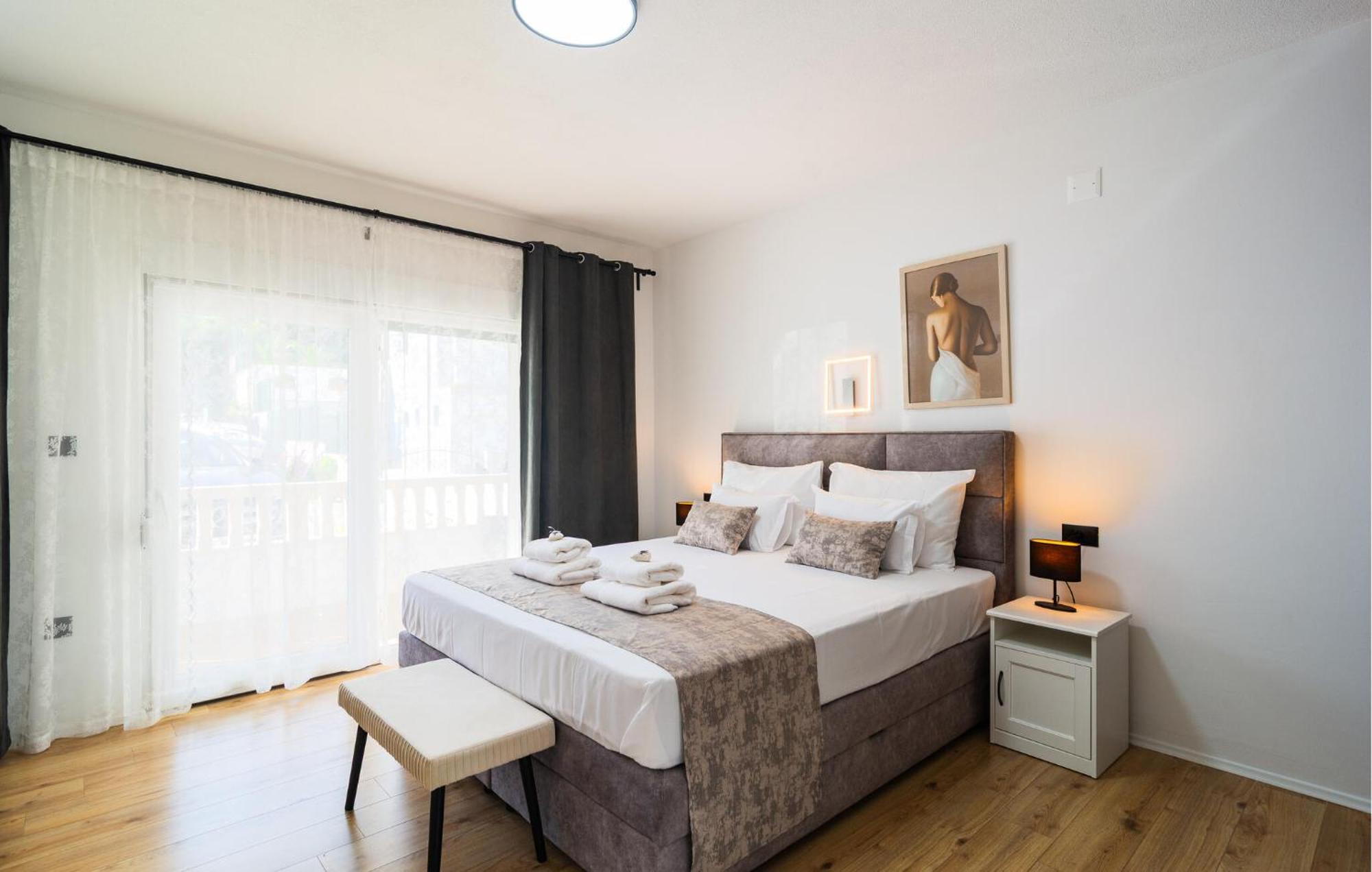 Apartment 1 Bedroom In Hvar *