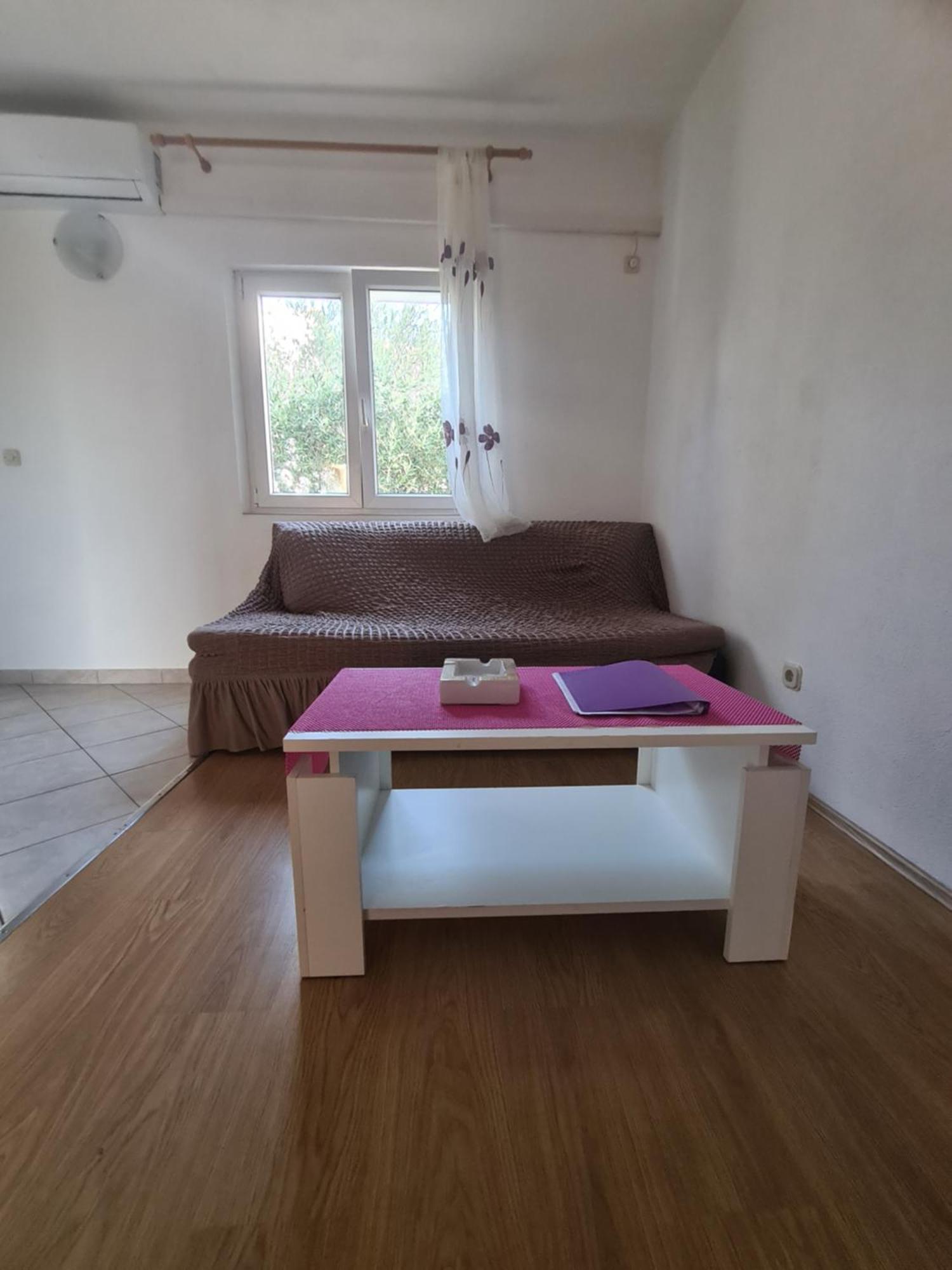 Apartmani Barbaric * Hvar Town