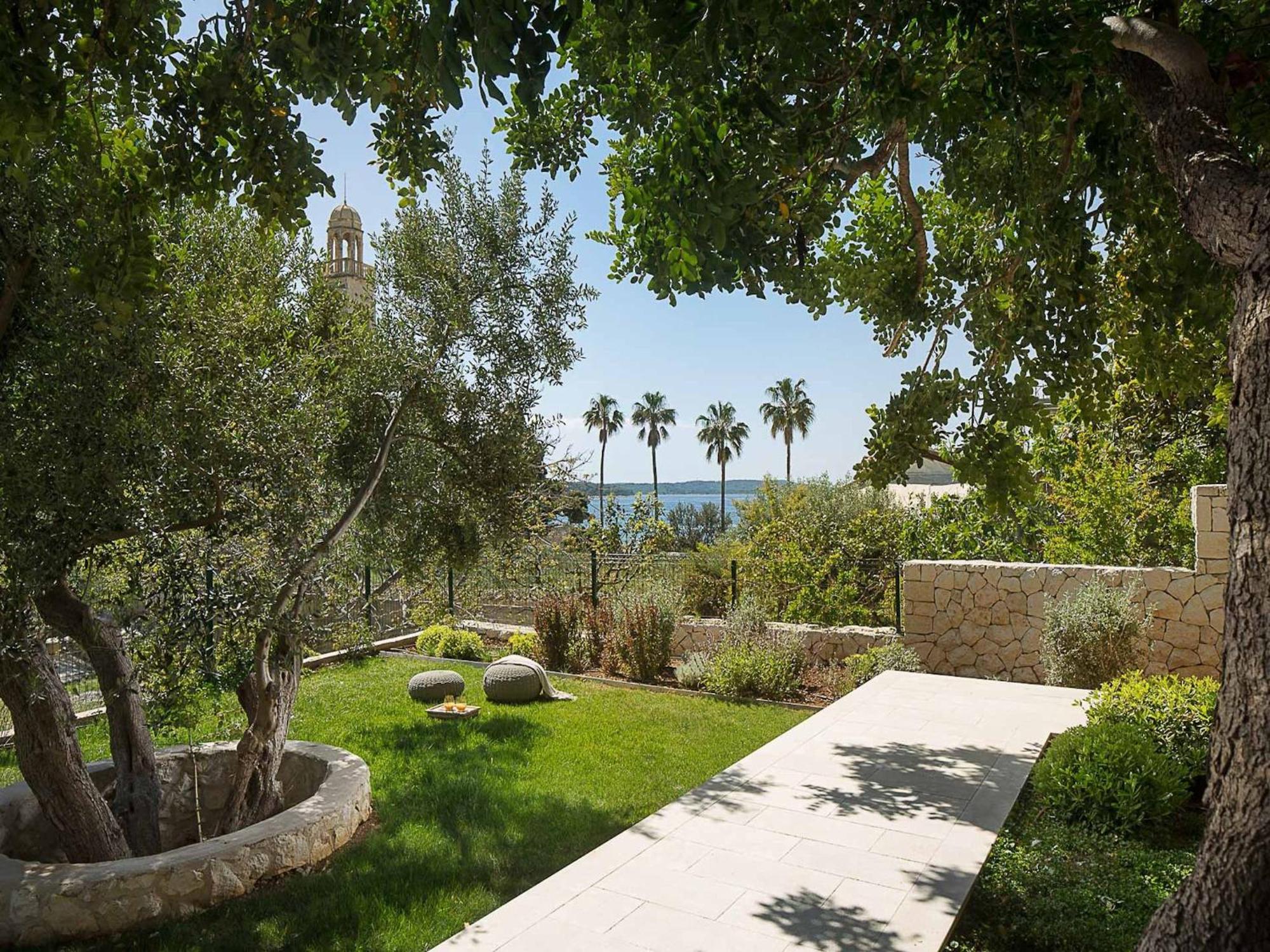 Villa Exclusive Hvar 6 Bedrooms Serenity By The Sea Incredible Sea Monument Views Jacuzzi Hvar Town