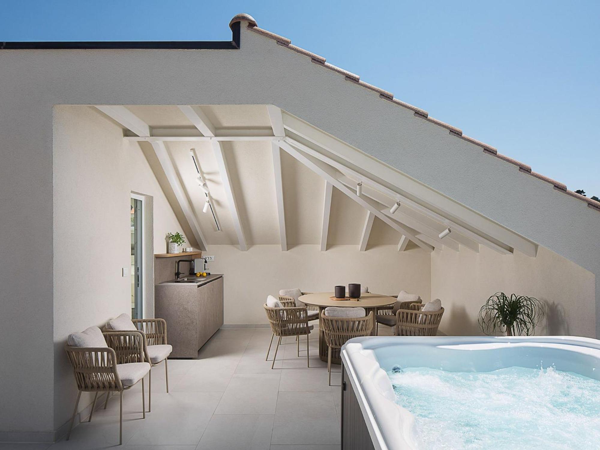 Exclusive Hvar 6 Bedrooms Serenity By The Sea Incredible Sea Monument Views Jacuzzi Villa Hvar Town
