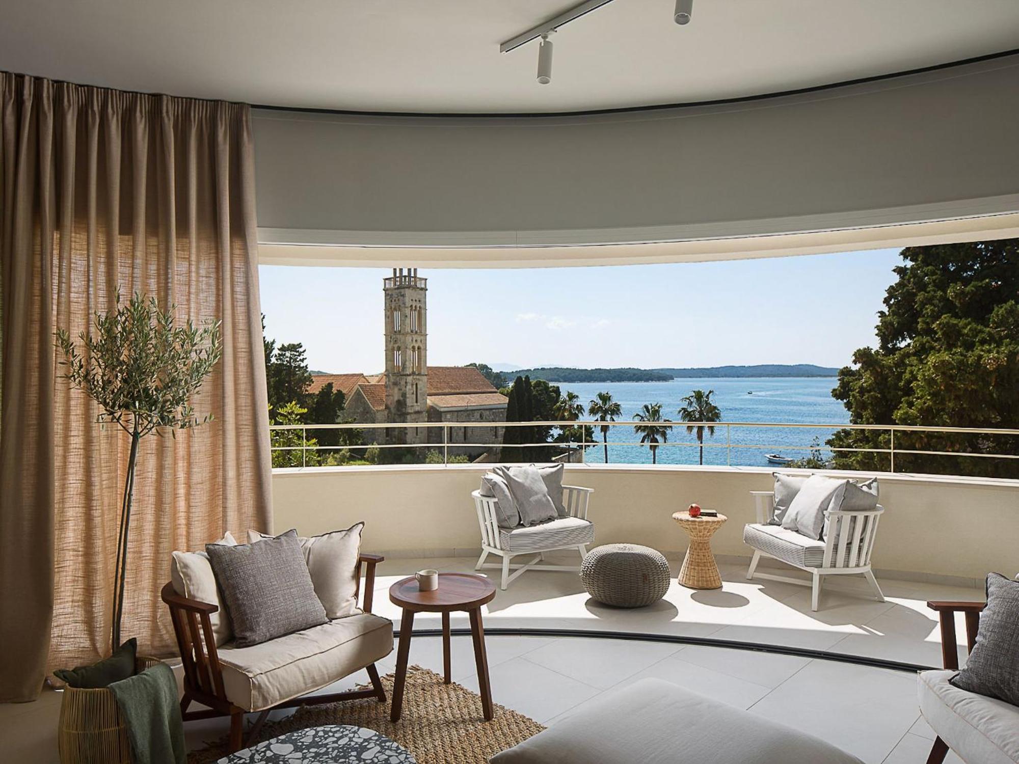 Villa Exclusive Hvar 6 Bedrooms Serenity By The Sea Incredible Sea Monument Views Jacuzzi Hvar Town