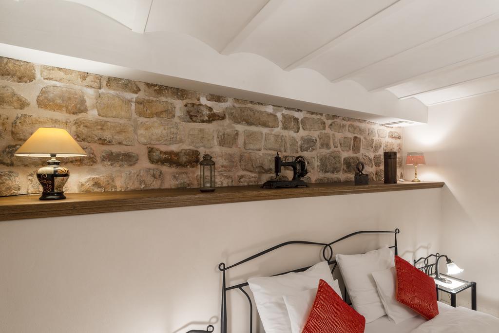 Walls Holiday home *