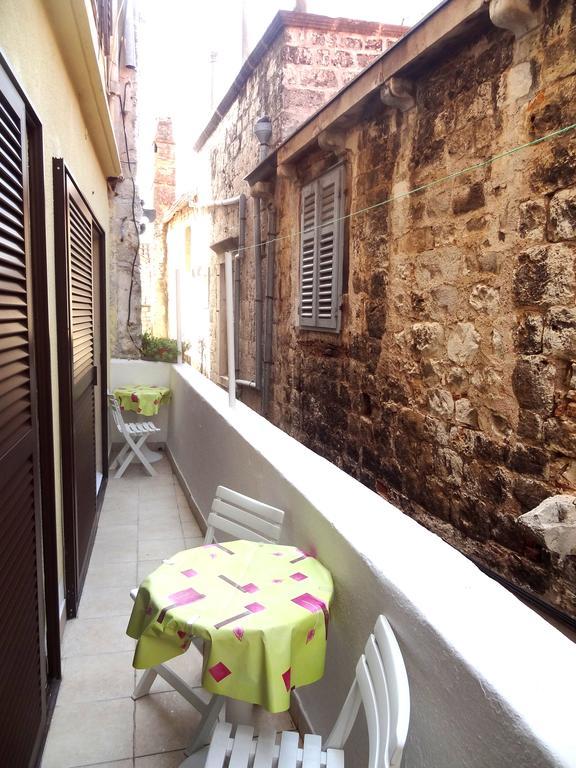 Old Center Apartment