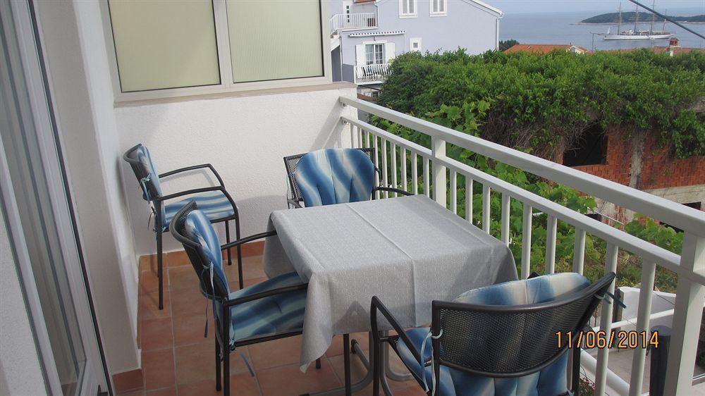 J & B Holiday House Hvar Town