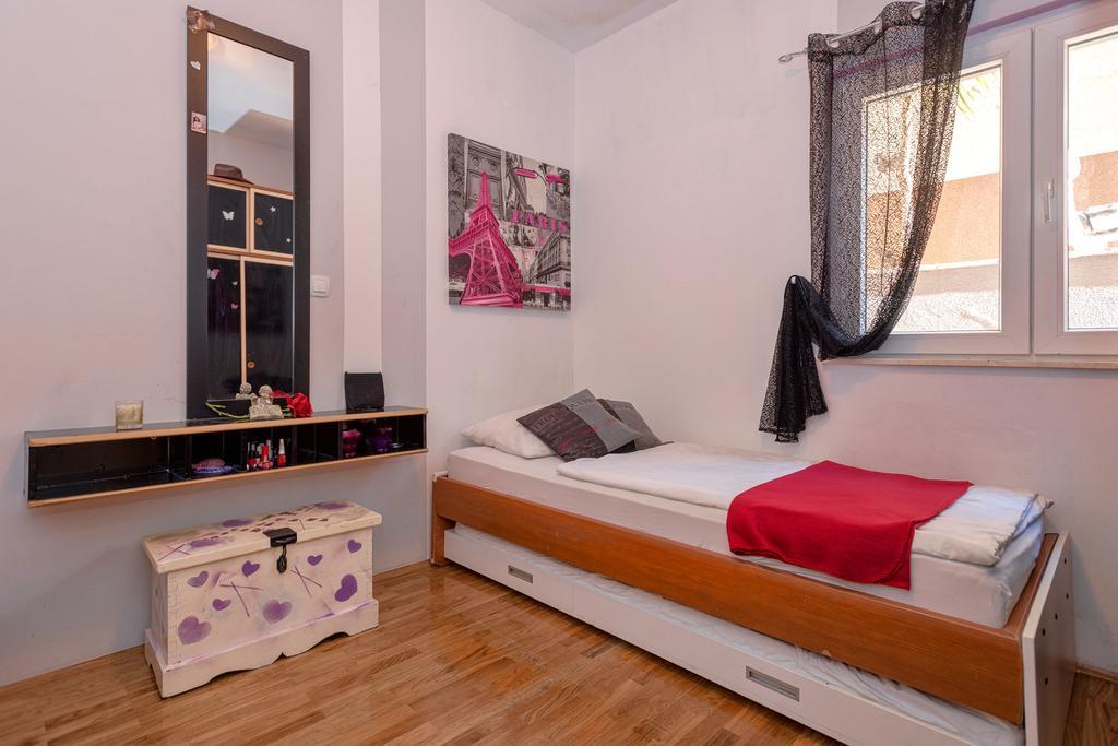 Sunshine Apartment *