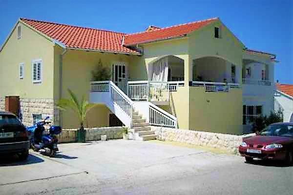 Bozo Apartment Hvar Town