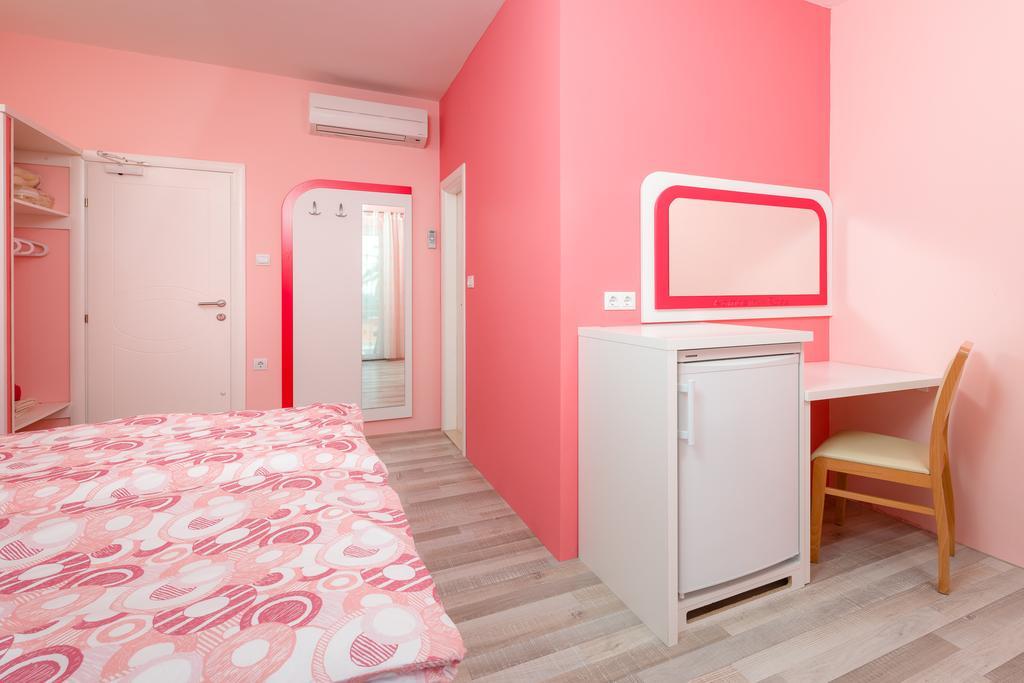 Guest house Komazin 3*